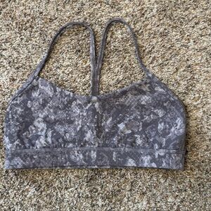 Lululemon Sports Bra Size 8